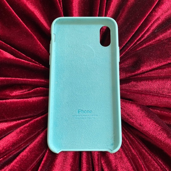 Apple iPhone X / XS Mint Green Silicone Case - Picture 2 of 2